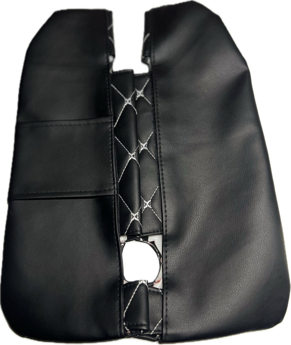 Чехлы на козырьки Лада Веста Vesta(белая нить Бабочка)