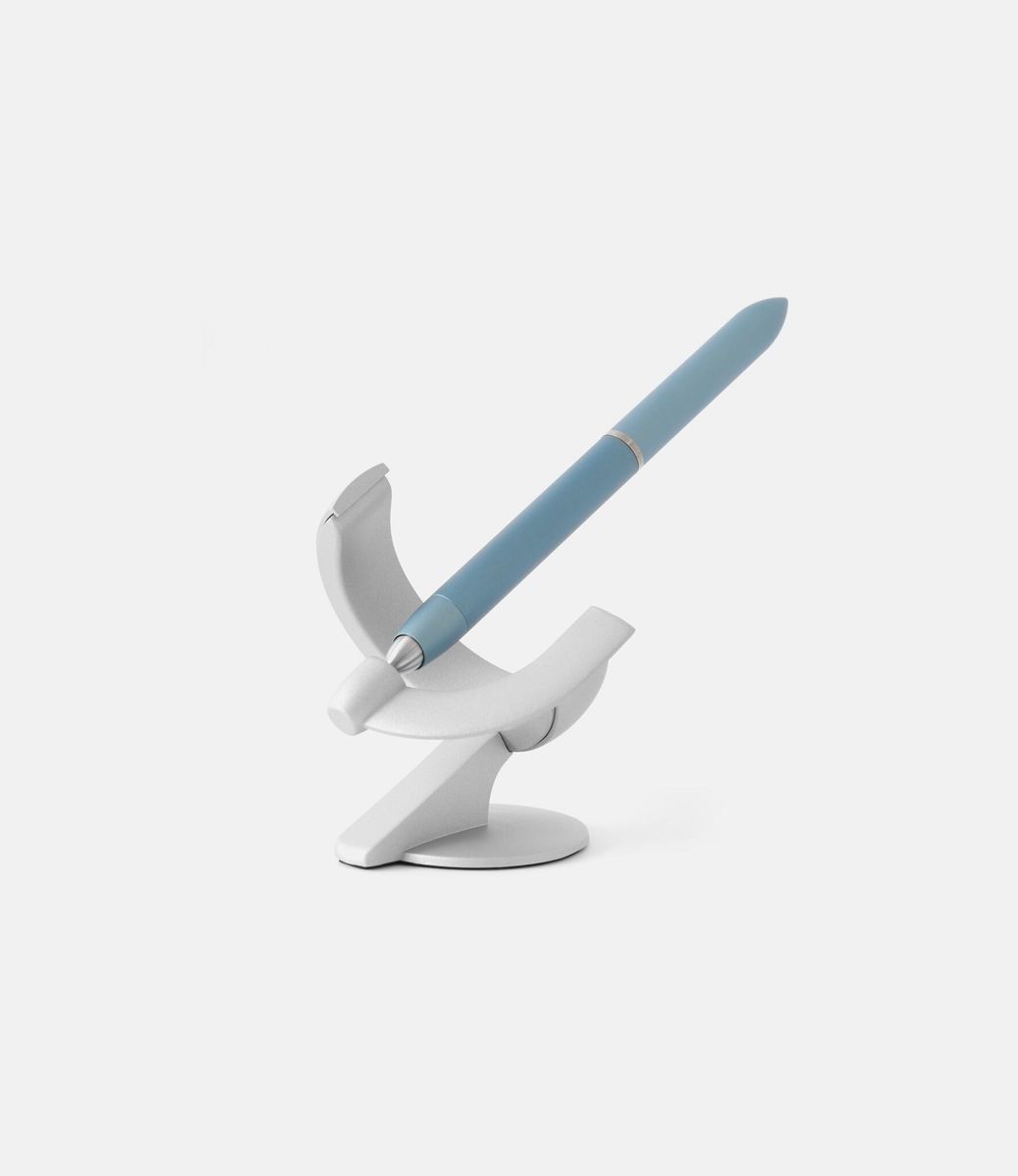 Novium Hoverpen 3.0 Mist Blue — левитирующая ручка