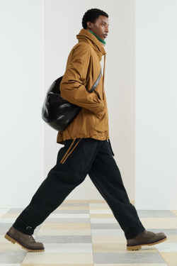 ZARA КУРТКА ИЗ ПОПЛИНА СВОБОДНОГО КРОЯ, ТАБАЧНЫЙ