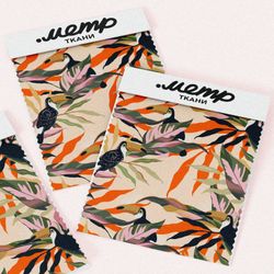 Ткань флис птица Тукан с яркими листьями