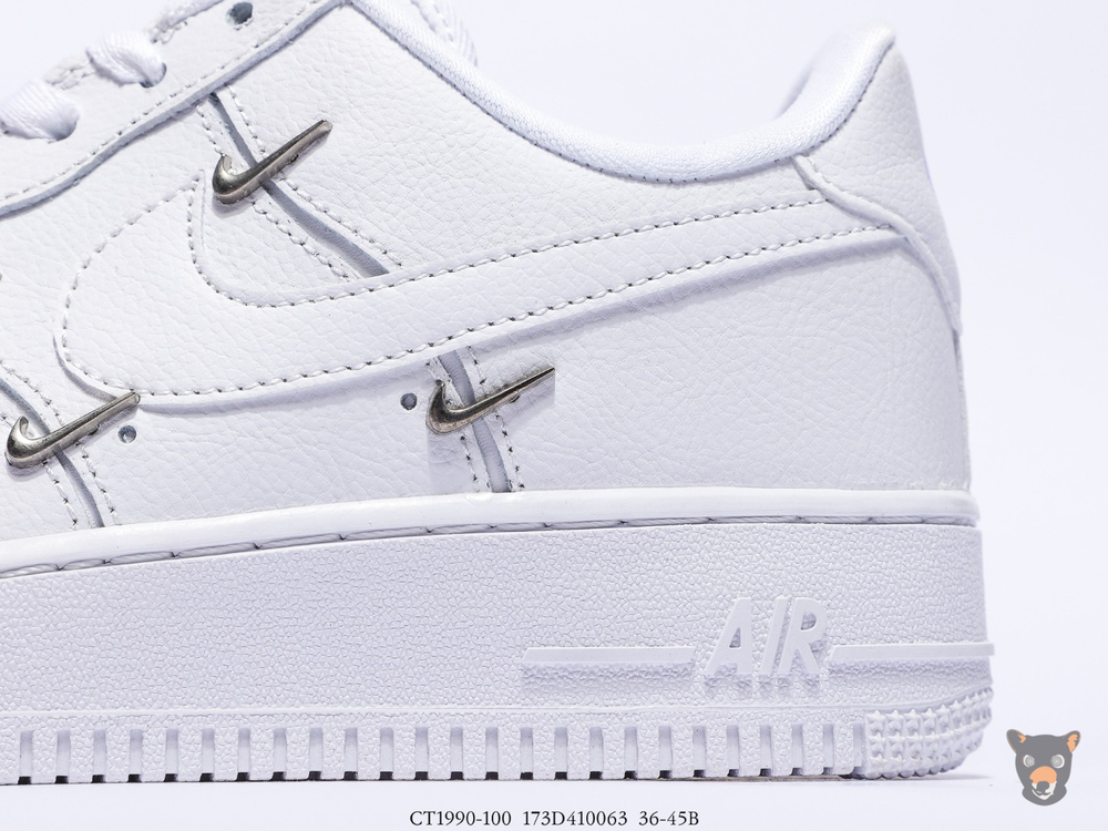 Кроссовки Wmns Air Force 1' 07 LX "Chrome Swooshes"