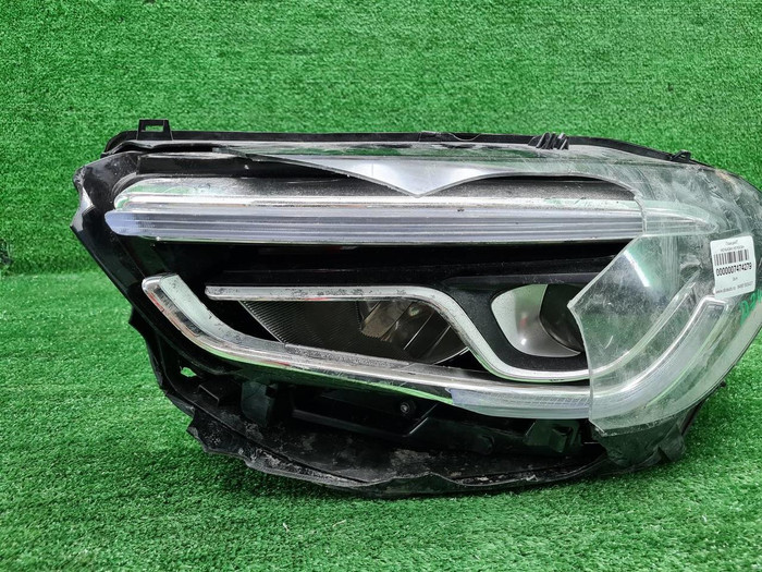 Битая Фара левая Mercedes GLA H247 (2020-2023) LED