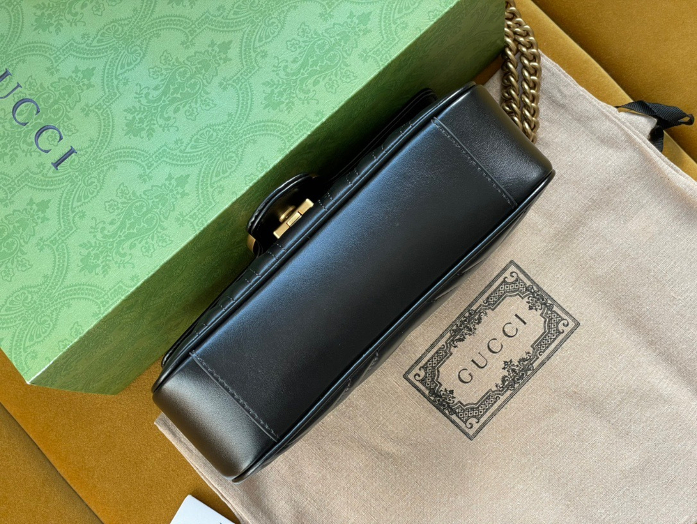 Gucci Marmont 22 cm