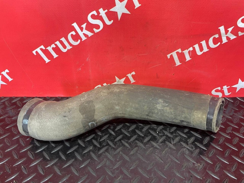 Патрубок радиатора 2018 г.