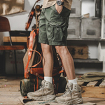 Эластичные шорты мужские с накладными карманами из хлопка 95%