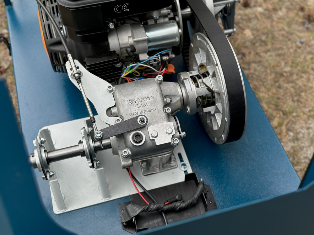 Мотобуксировщик IKUDZO-BRIGGS & STRATTON TERRAIN 1500/600 EKR15 (с реверсом)