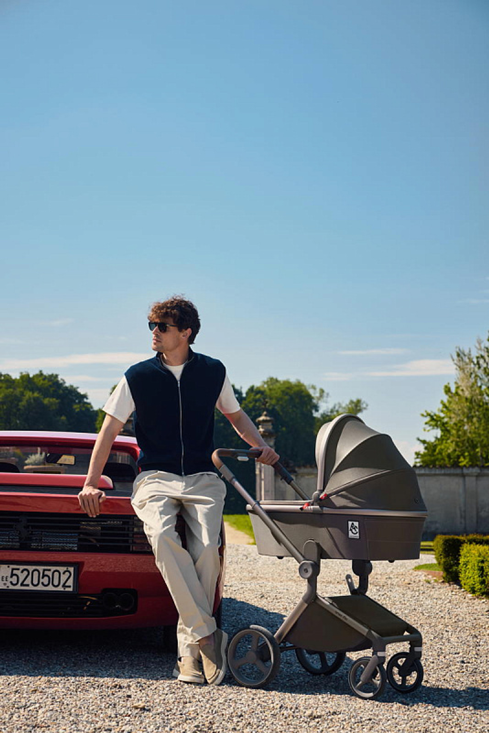 Детская коляска Anex Flo x Avionaut Cosmo 3 в 1 se-01 Cesar/ss-06 Black