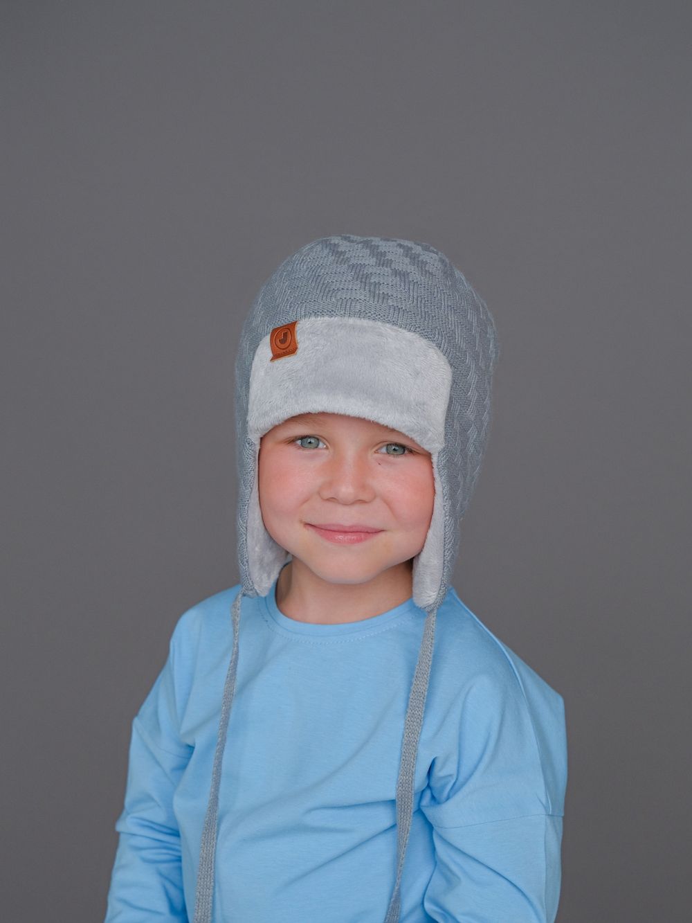 Шапка зимняя вязаная (Жемчужно-пепельный) ТОКИ