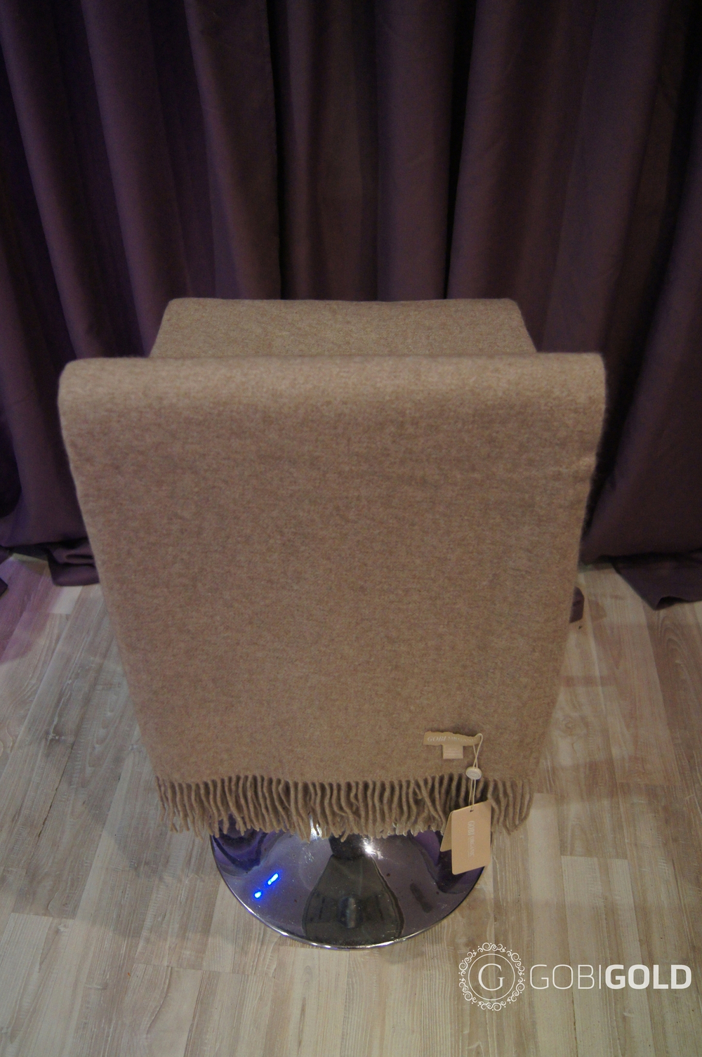 Плед из 100% кашемира 145x200 см. (GOBI )  - темно-бежевый