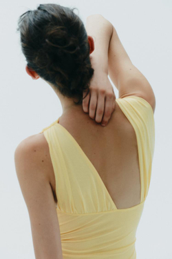 ZARA БОДИ ИЗ ТКАНИ СО СБОРКАМИ АСИММЕТРИЧНОГО КРОЯ, ЖЕЛТЫЙ