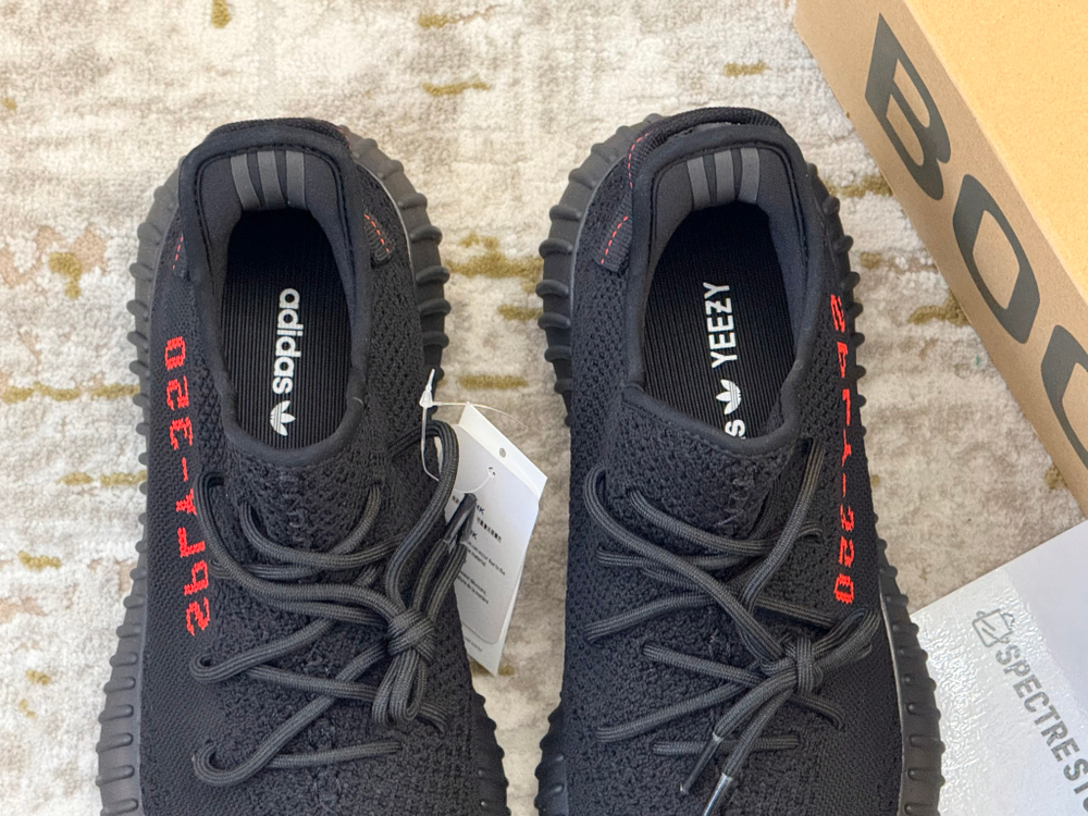 Yееzy Boost 350 v2 Black Red