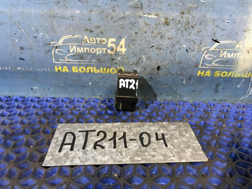 Реле поворотов TOYOTA CORONA PREMIO 2000