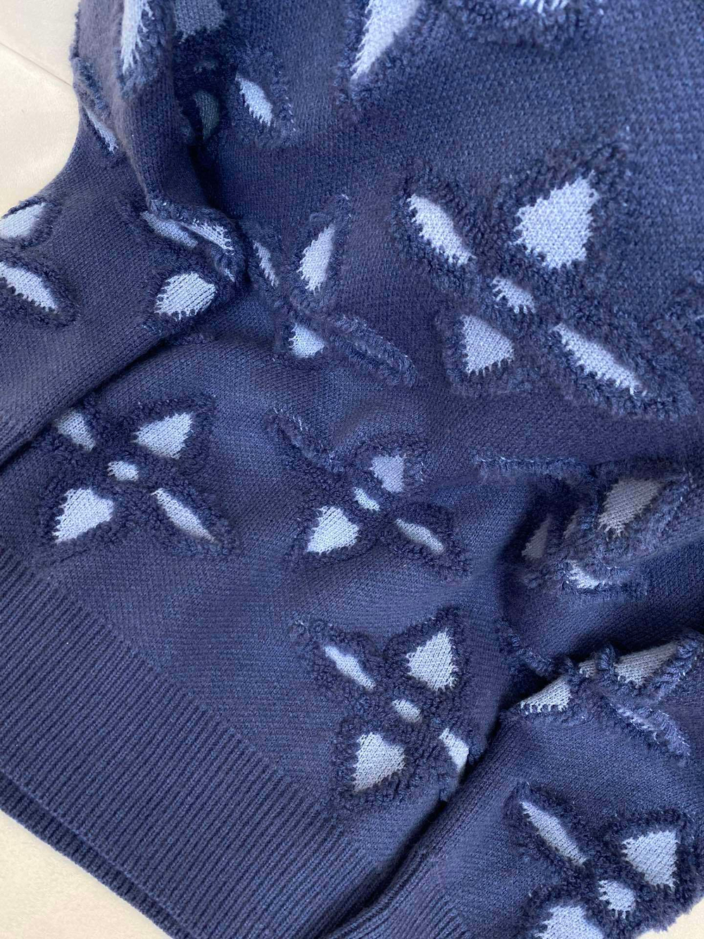 Louis Vuitton Sweatshirt