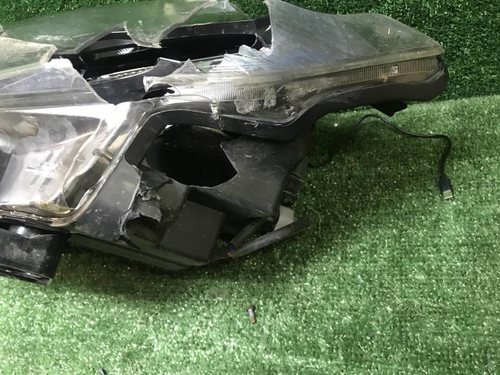 Фара левая Nissan X-Trail T32 17-22 галоген