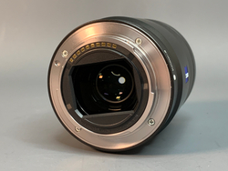 Sony FE 55mm f/1.8 ZA