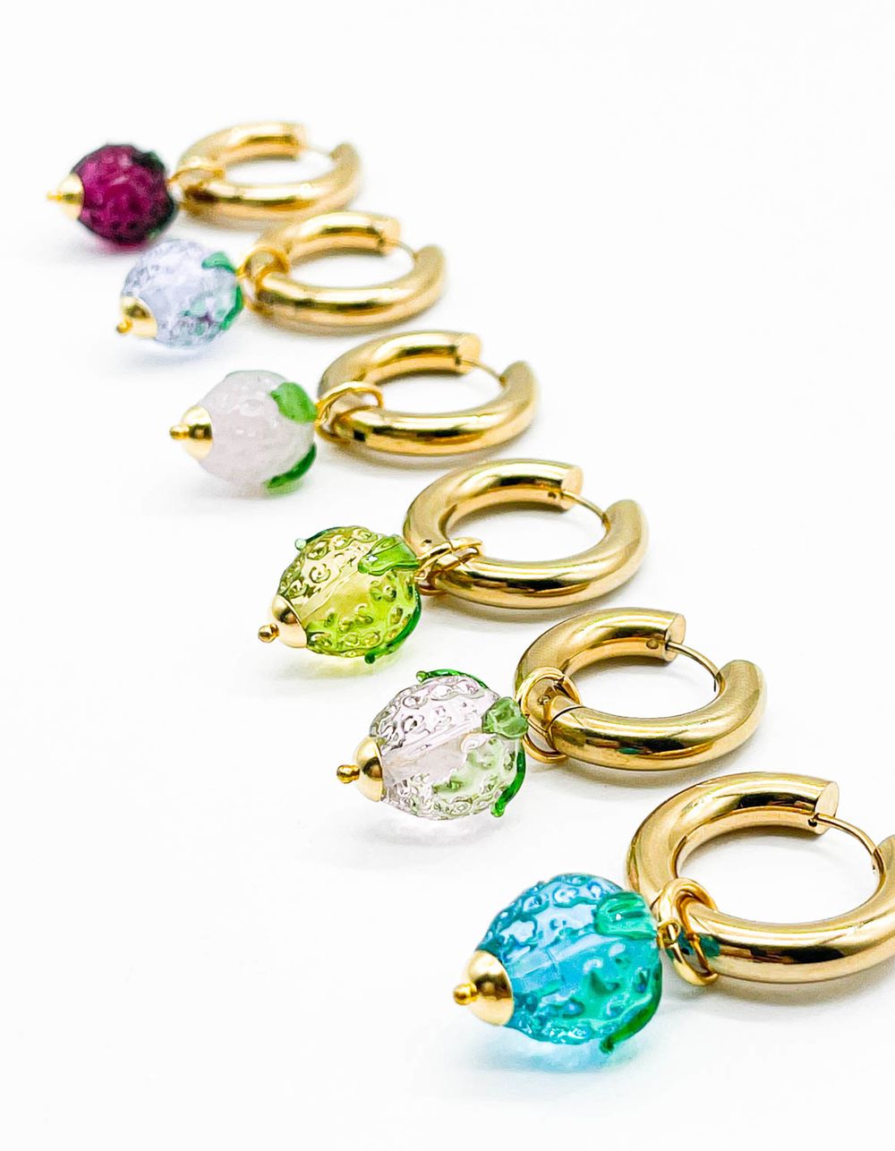 Подвеска Клубничка из стекла