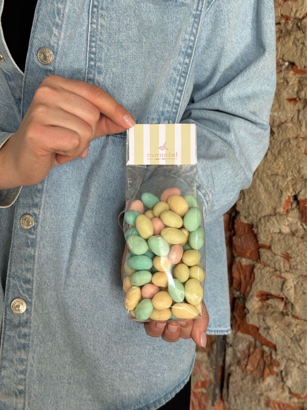 Миндаль в шоколаде