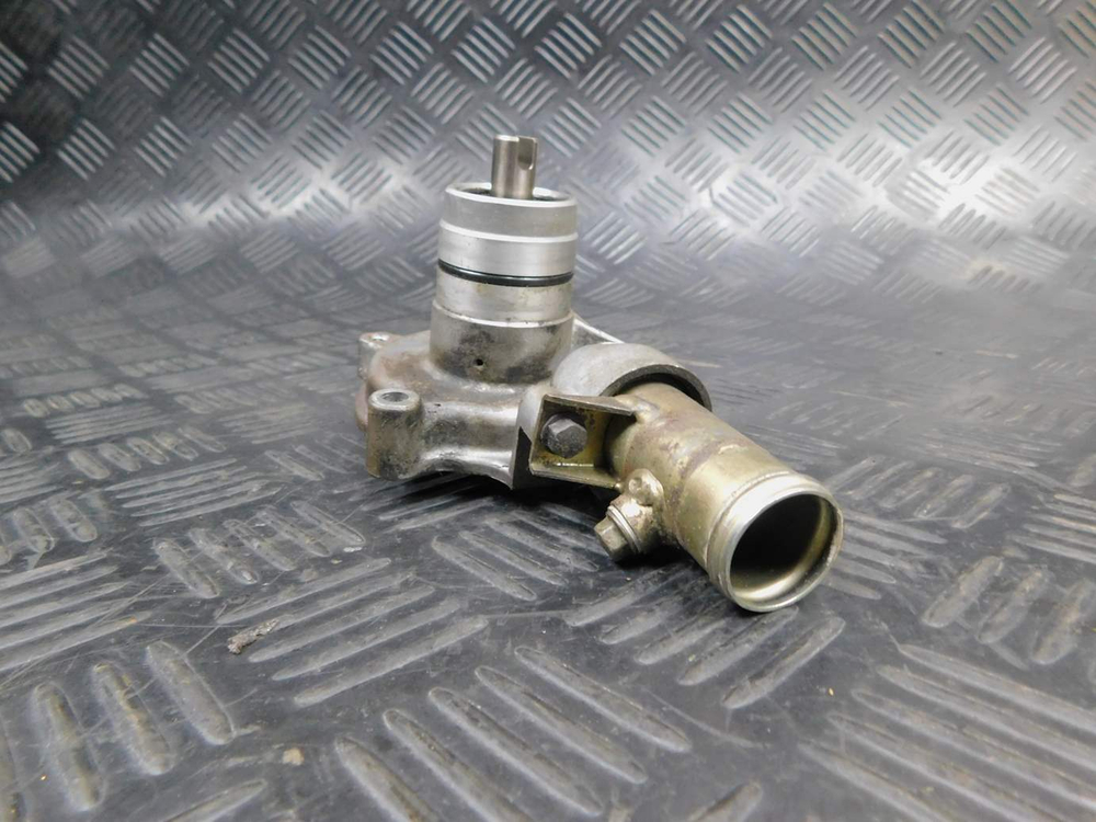 Помпа Kawasaki ZZR 400 98 052969