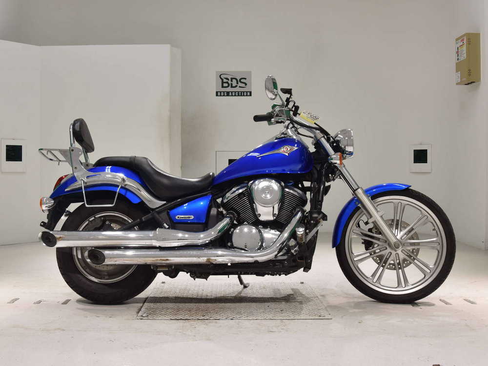 Kawasaki Vulcan 900 Custom