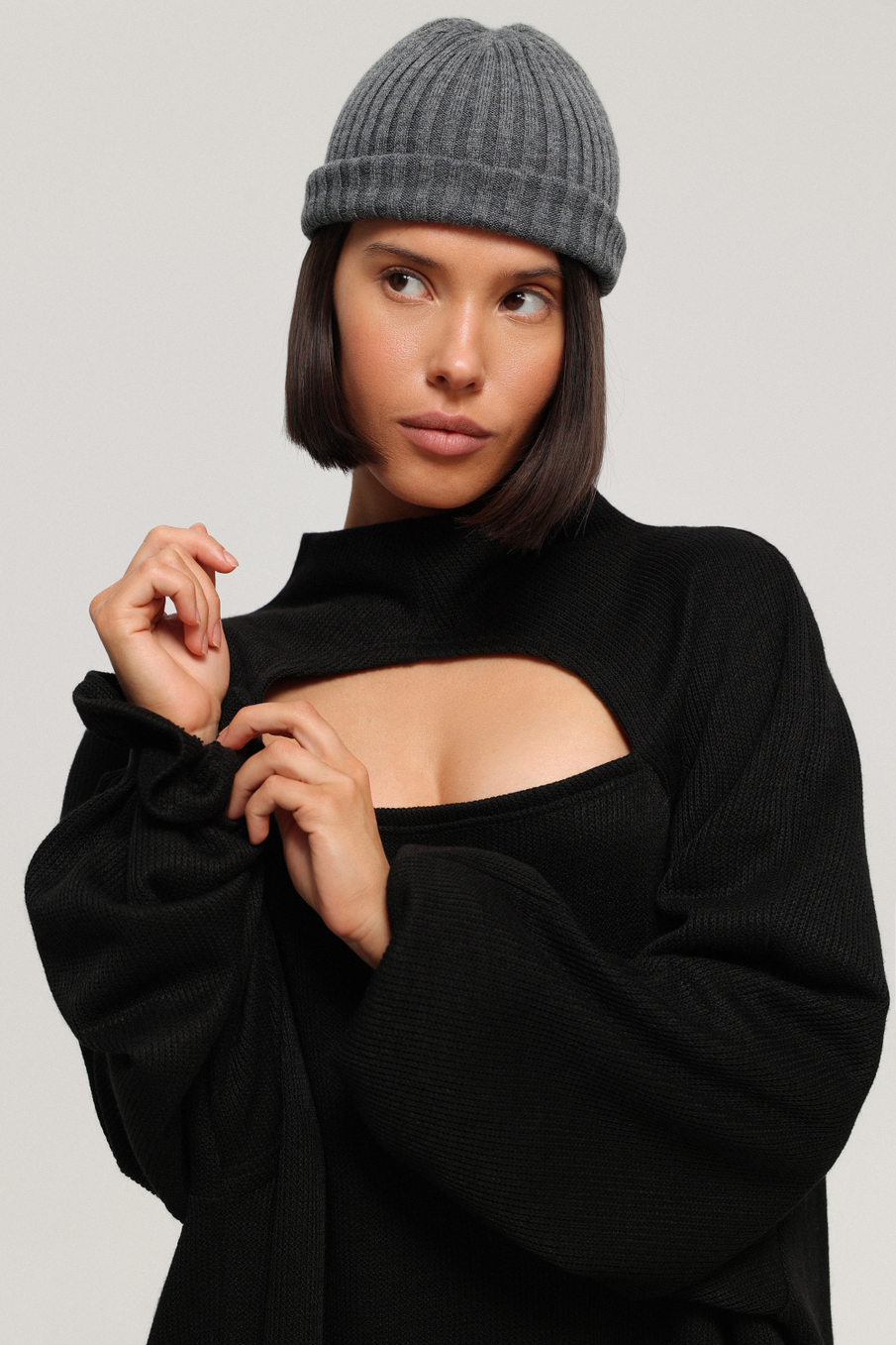 Шапка тонкая