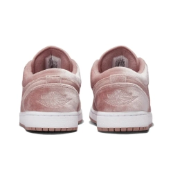 Женские кроссовки Air Jordan 1 Low SE 'Pink Velvet' DQ8396-600