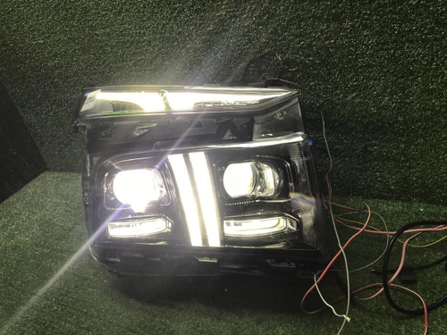 Битая Фара правая Hyundai Santa Fe 4 TM 20-23 LED