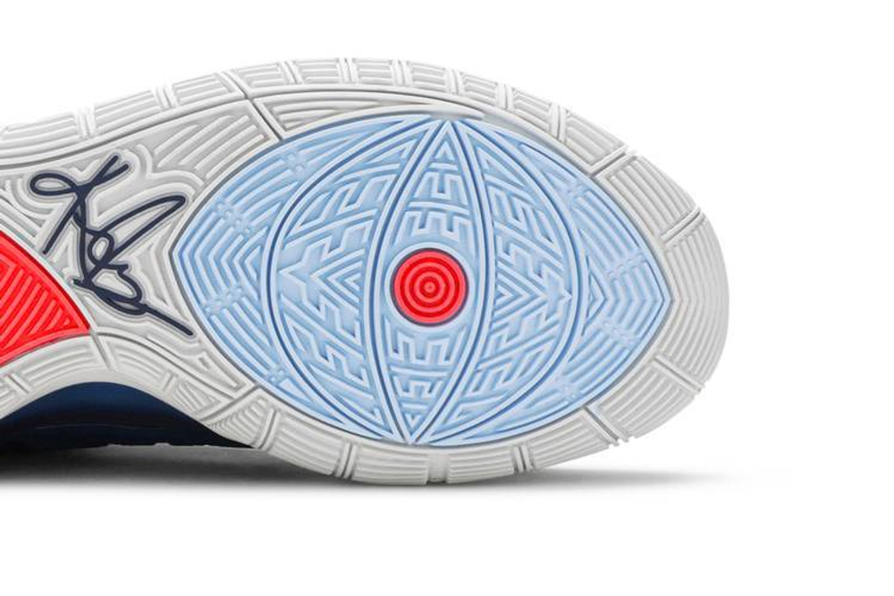 Кроссовки Nike Kyrie 6