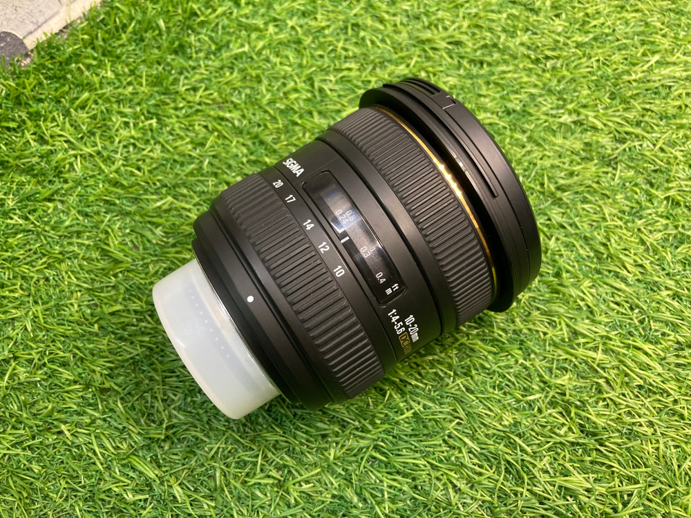 Sigma AF 10-20mm 4-5.6 EX DC HSM Nikon F