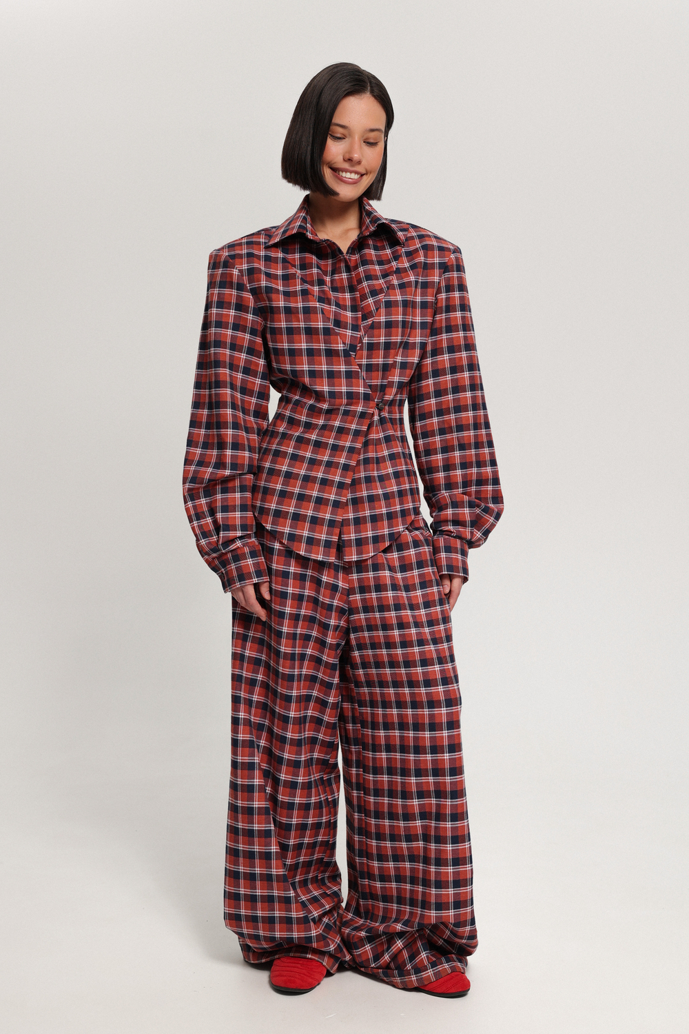 Брюки в клетку