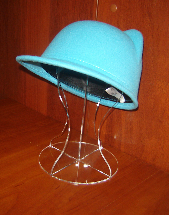 Подставка под шапки 150х250