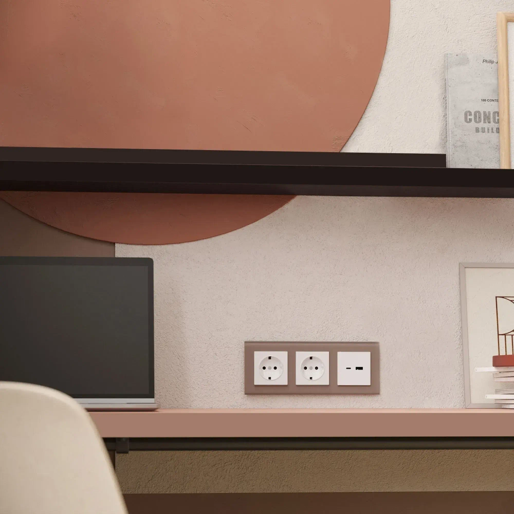 Рамка на 3 поста Favorit (латте, стекло) W0031142