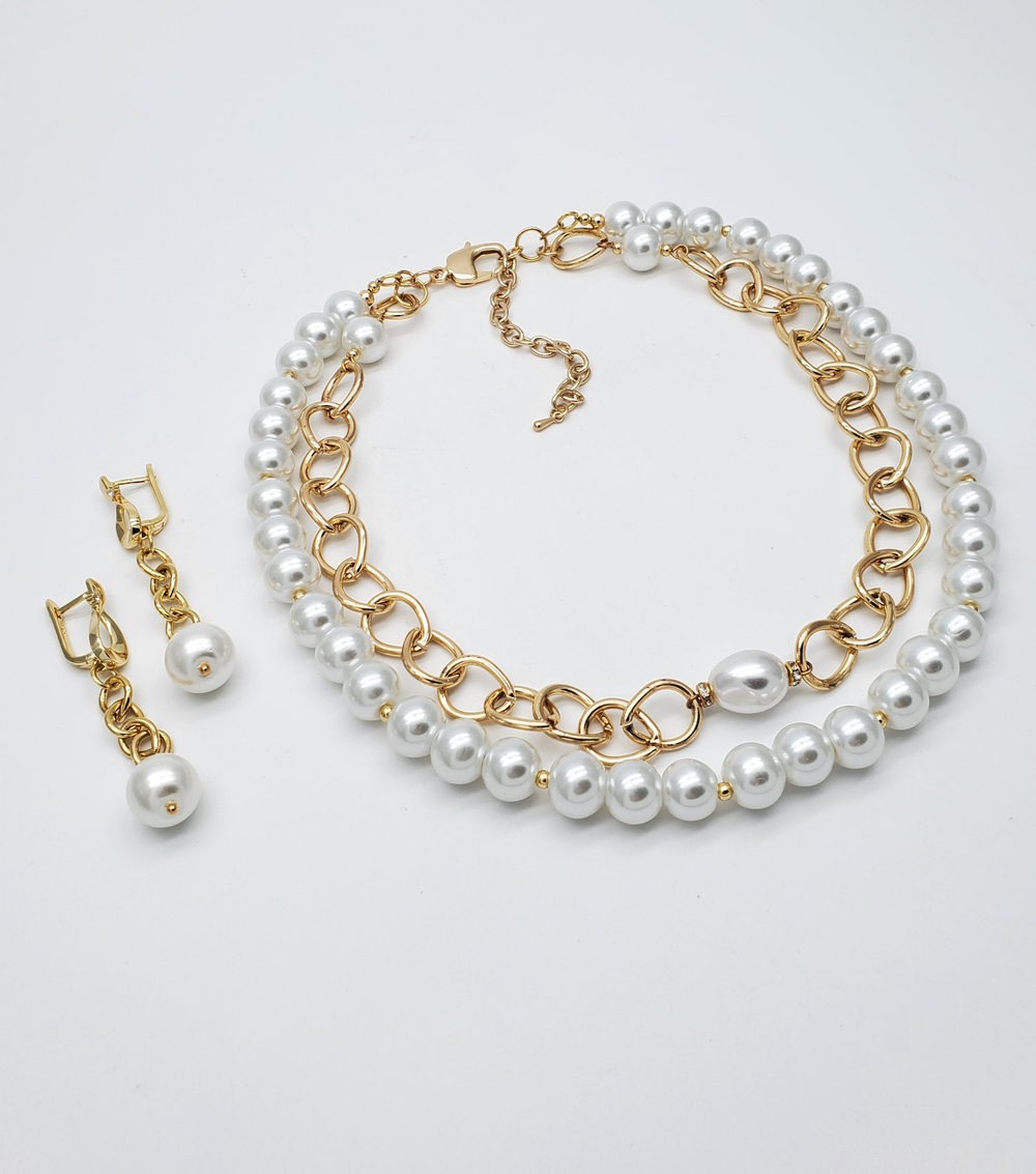 91001090 Колье SELENA PEARLS