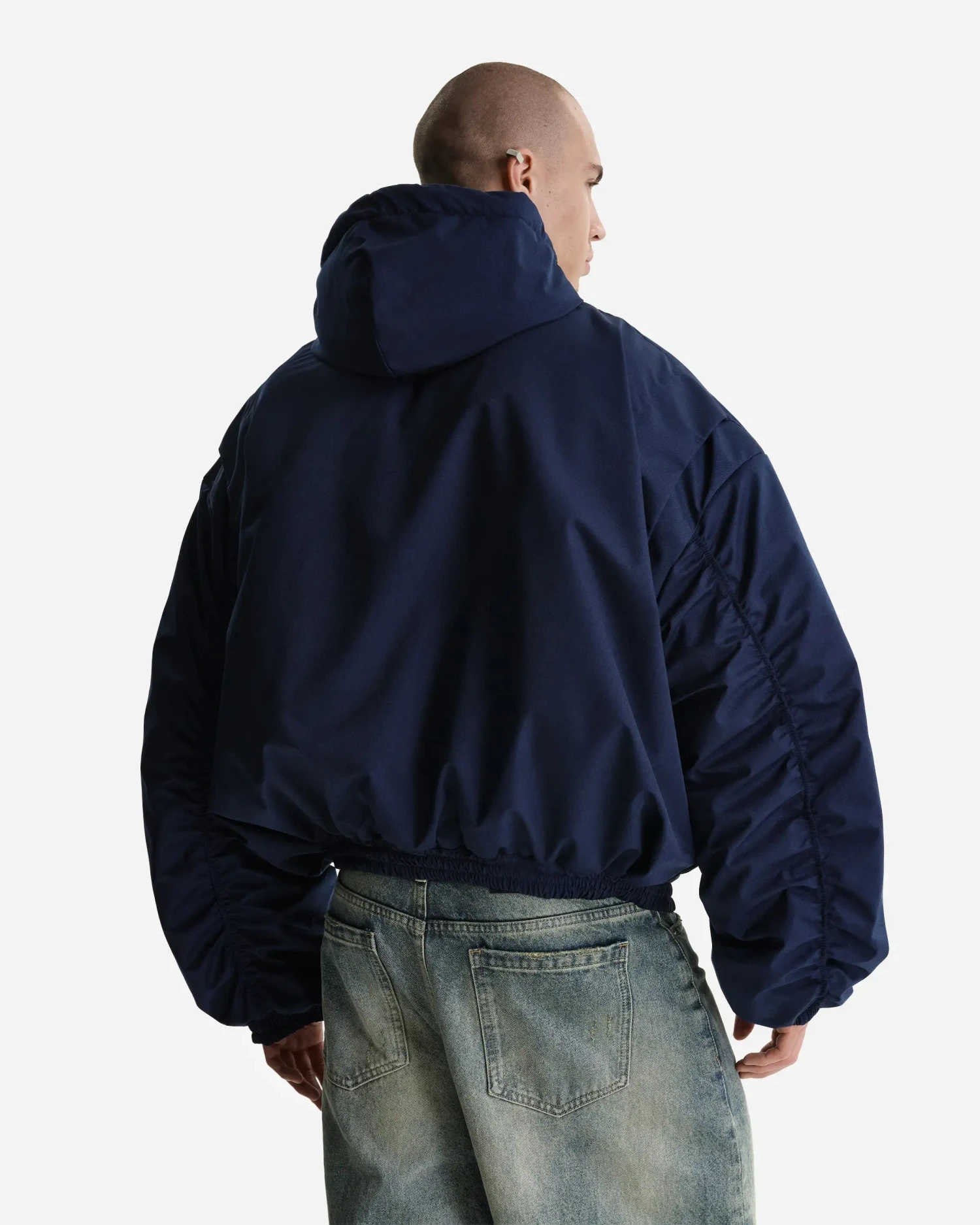 Утепленный бомбер