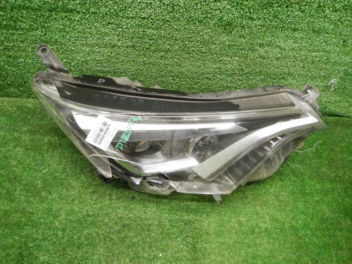 Битая Фара правая Toyota RAV4 4 CA40 (2015-2019) LED