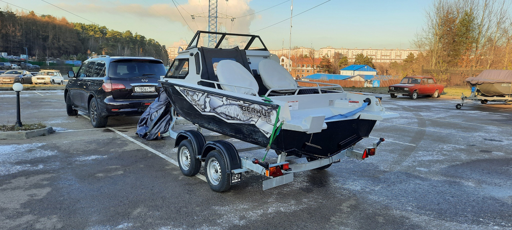 Алюминиевая лодка Berkut M HT