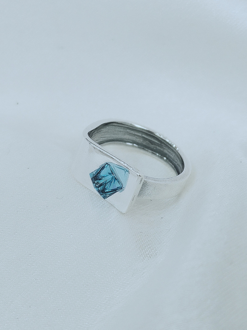 "Берг" кольцо из коллекции "Леди" от Jenavi