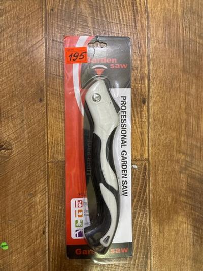 Ножовка складная садовая черное белое ручка