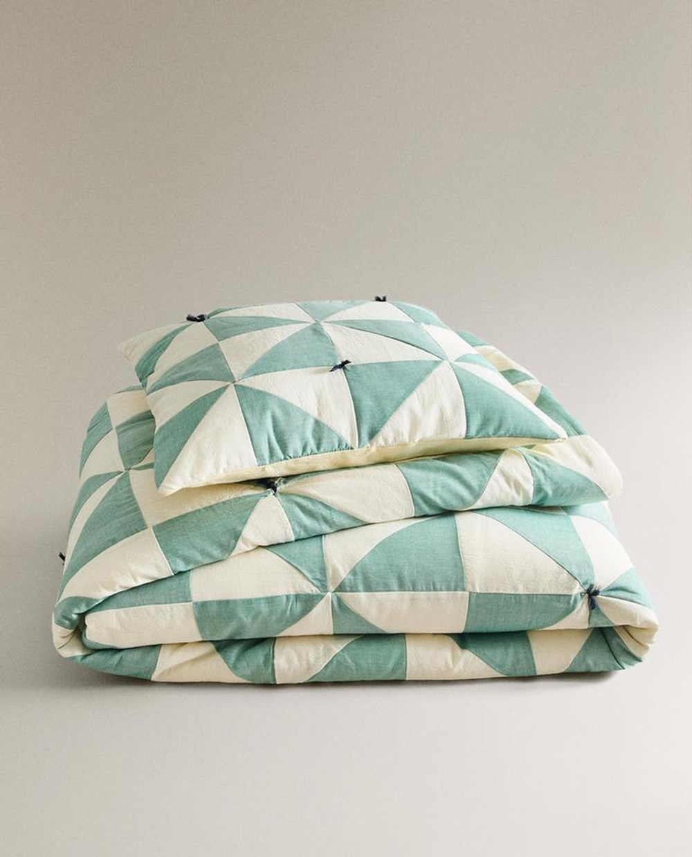 ZARA HOME ДЕТСКОЕ ОДЕЯЛО В СТИЛЕ ПЭЧВОК, ЗЕЛЕНЫЙ