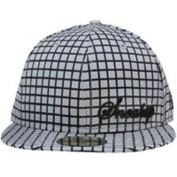 Бейсболка New Era Sneaktip Mesh серая вид спереди