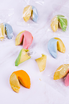 Глазированное печенье с предсказаниями