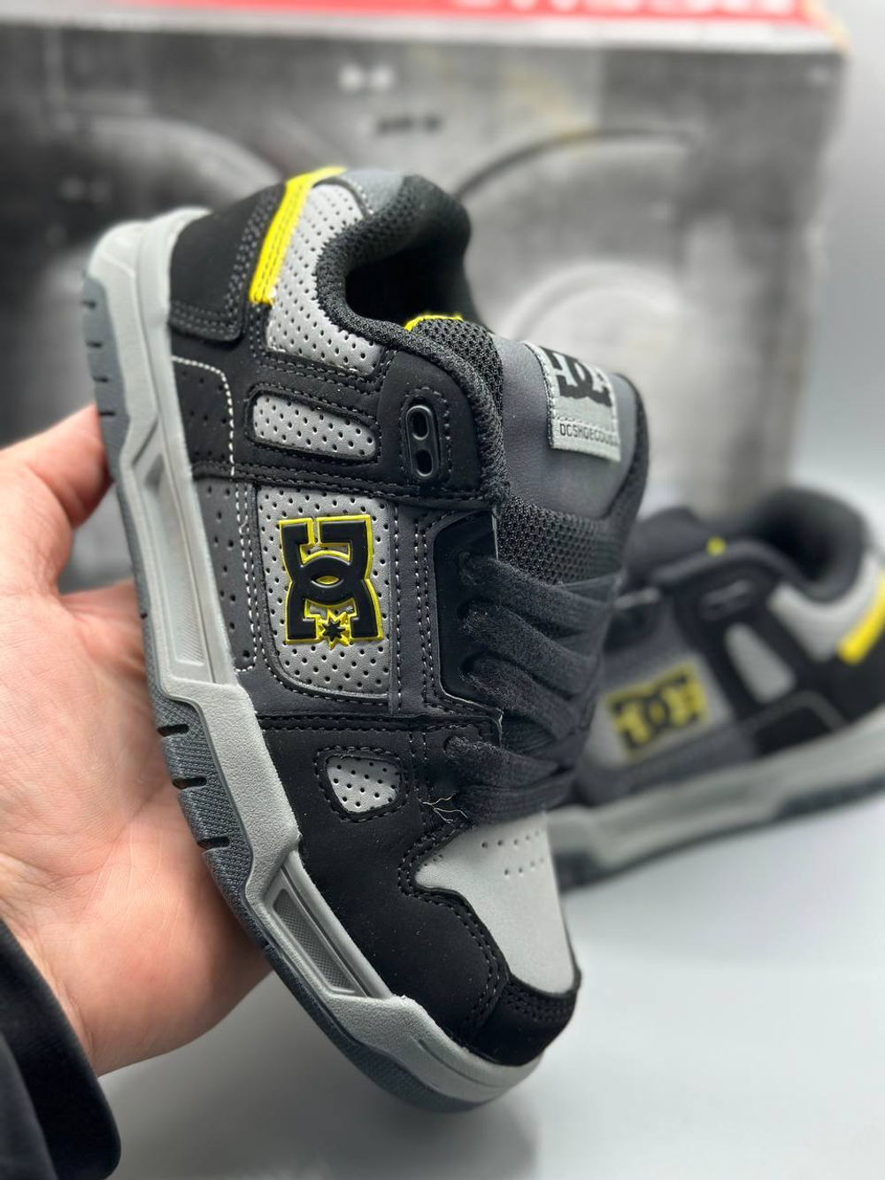 Детские дутые кроссовки DC shoes