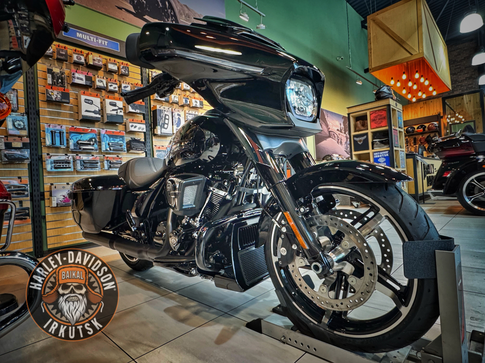 Новый мотоцикл Harley-Davidson® Street Glide®