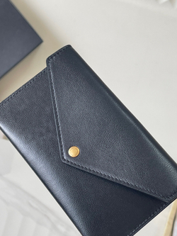 Saint Laurent Loulou Medium 29 cm