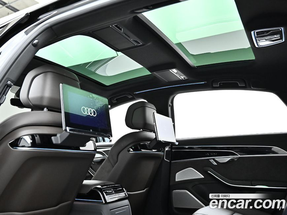 Audi A8 (D5) 55 TFSI Quattro Premium LWB (11.2021)