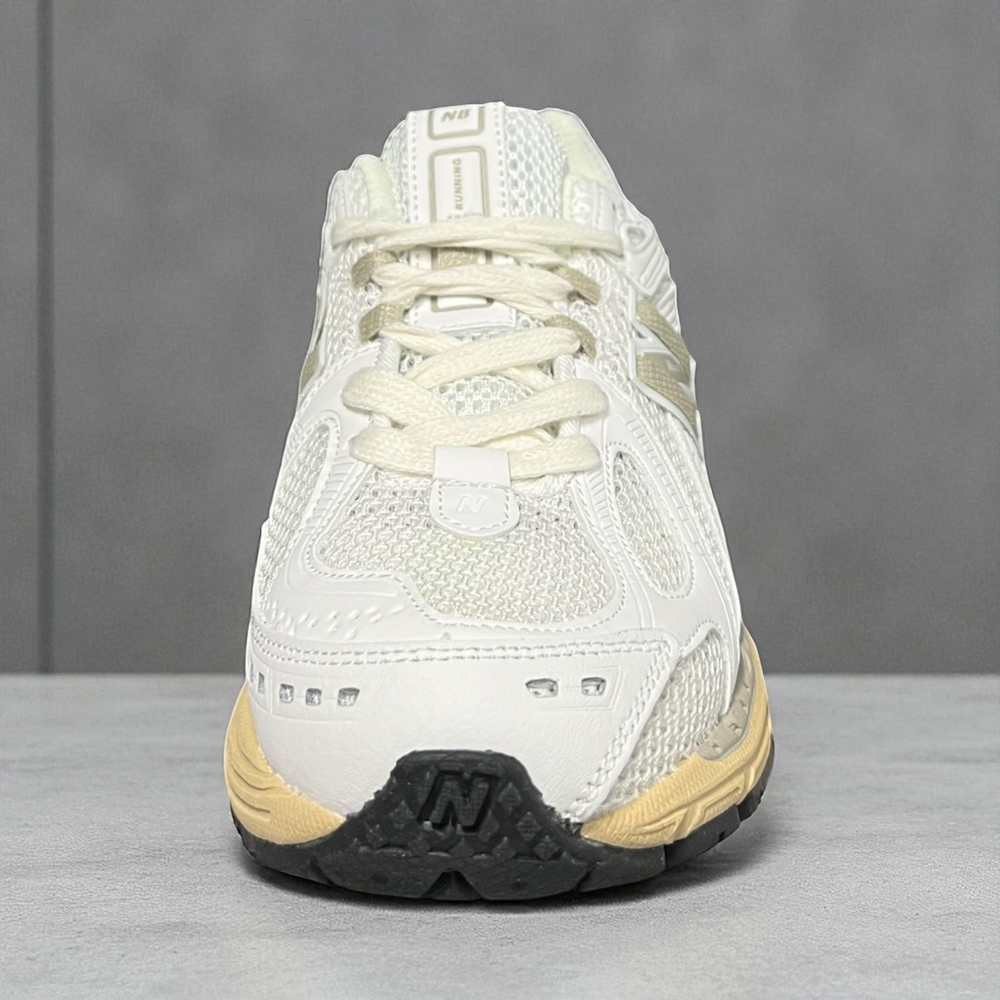 New Balance 1906R • White Cream Beige