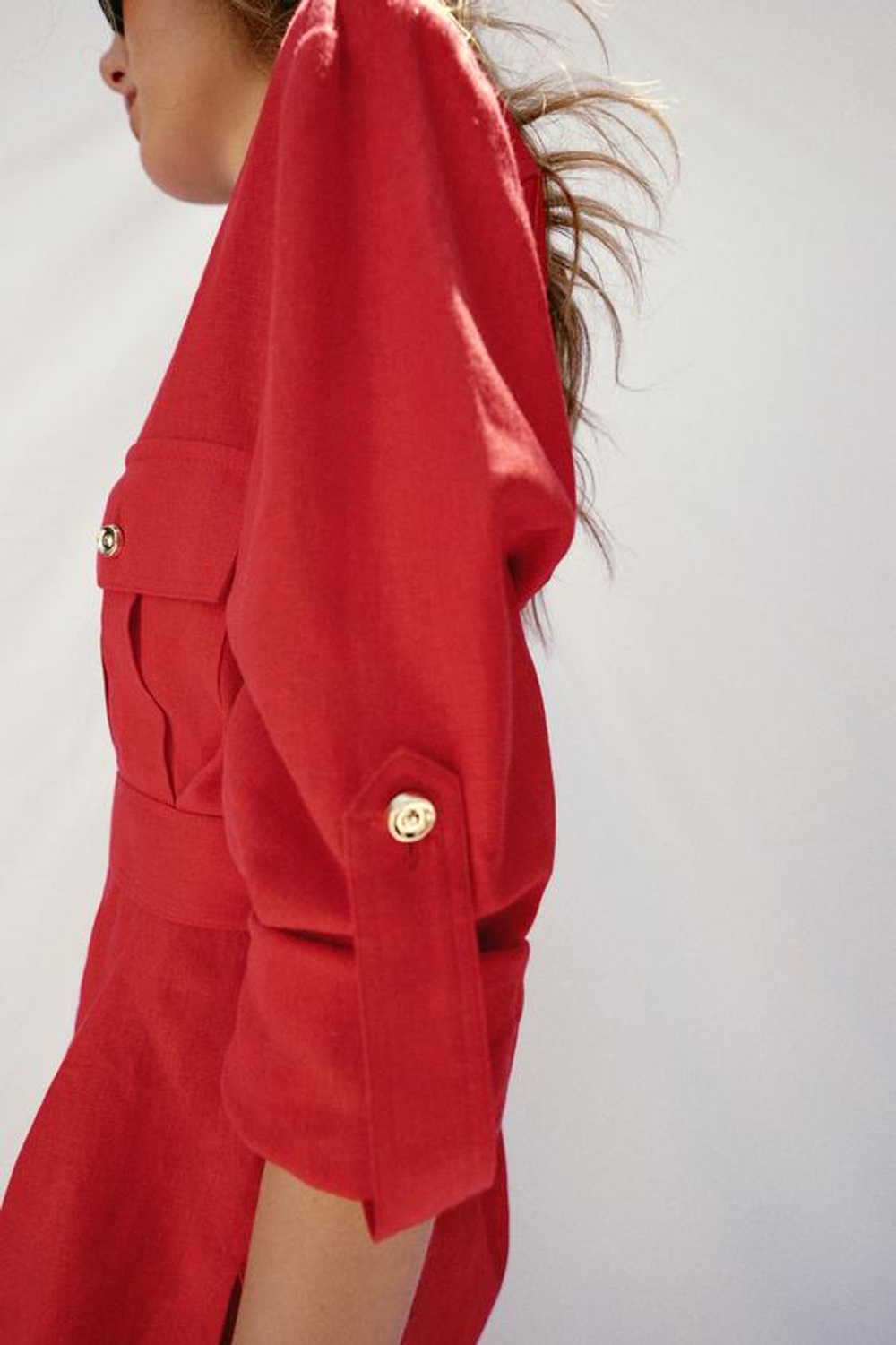 ZARA КУРТКА-САФАРИ ИЗ ЛЬНА С ПОЯСОМ, КРАСНЫЙ