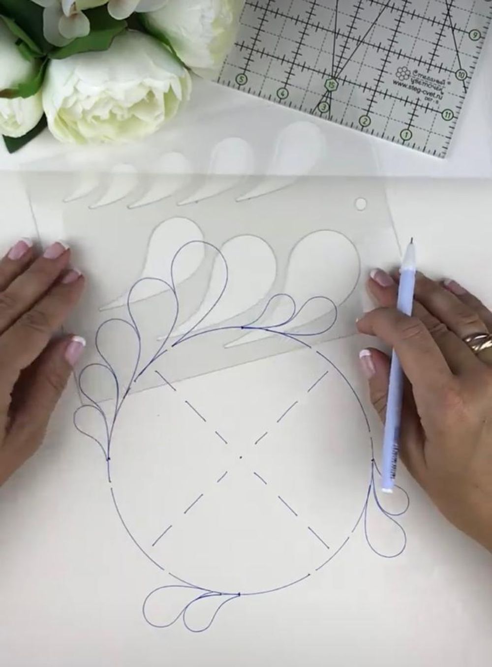 Шаблон для стежки  и аппликации "Перышки" (арт. T43)