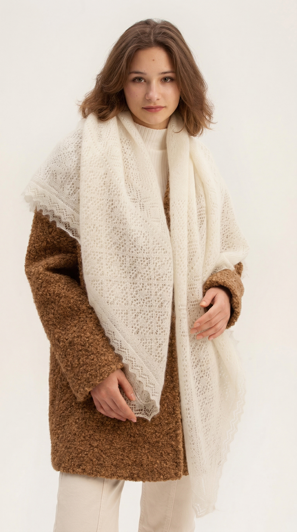 Оренбургский пуховый платок П2-130-01 белый отбеленный