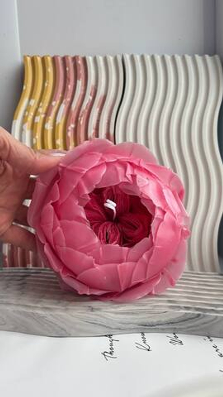 Свеча макси "Роза" 700 руб