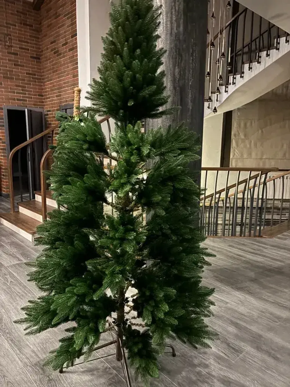 Ель искусственная «Веста» (Литая хвоя) 180 см / 1,8 м